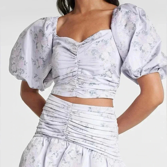 NEW with tags (NWT) Express Floral Puff Sleeve Ruched Cropped
Top - Picture 3 of 8